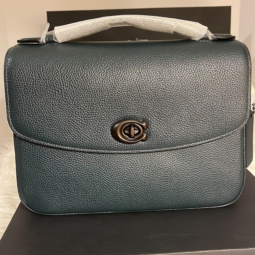 SOLD🇨🇦!! Coach Cassie in Pine Green - Picture 5 of 13